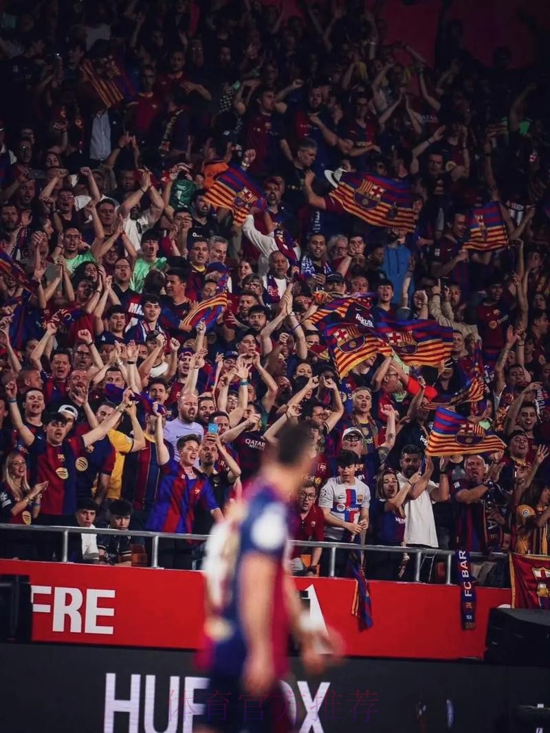 世体:巴萨认为皇马是向裁判施压 不担心他们会罢赛 世体:巴萨认为皇马是向裁判施压 不担心他们会罢赛